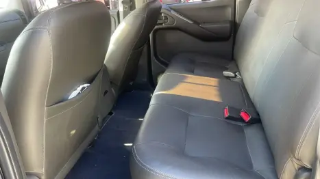 NISSAN Frontier 2.5 4X4 LE CABINE DUPLA TURBO DIESEL AUTOM�TICO, Foto 10