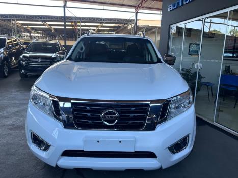 NISSAN Frontier 2.5 LE 4X4 TURBO DIESEL CABINE DUPLA, Foto 2