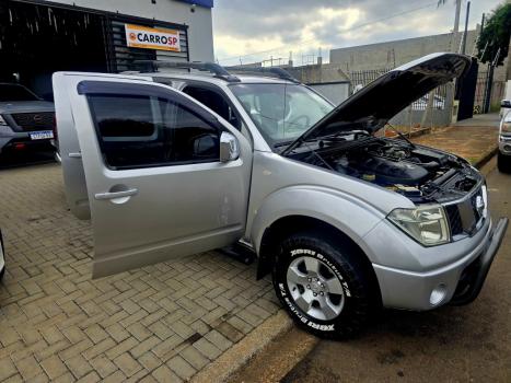 NISSAN Frontier 2.5 LE 4X4 TURBO DIESEL CABINE DUPLA, Foto 4