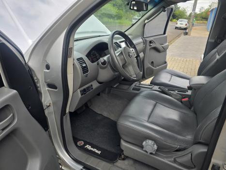 NISSAN Frontier 2.5 LE 4X4 TURBO DIESEL CABINE DUPLA, Foto 14