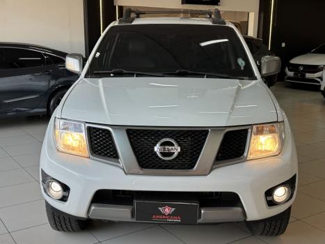 NISSAN Frontier 2.5 SL 4X4 TURBO DIESEL CABINE DUPLA AUTOM�TICO, Foto 4