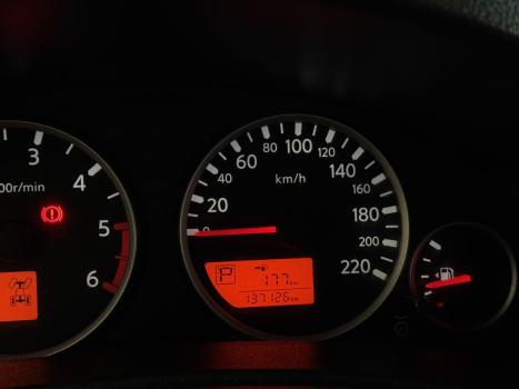 NISSAN Frontier 2.5 SL 4X4 TURBO DIESEL CABINE DUPLA AUTOM�TICO, Foto 17