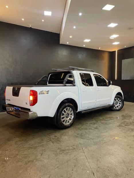 NISSAN Frontier 2.5 SL 4X4 TURBO DIESEL CABINE DUPLA AUTOM�TICO, Foto 4