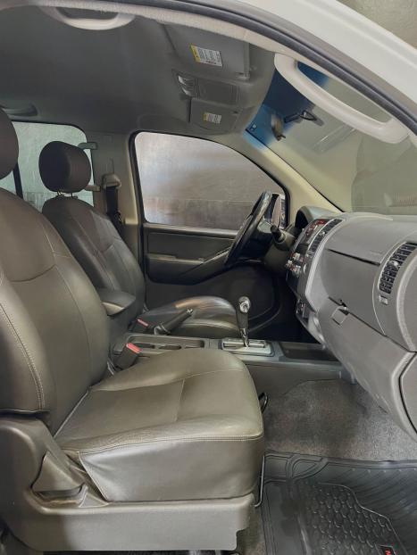 NISSAN Frontier 2.5 SL 4X4 TURBO DIESEL CABINE DUPLA AUTOM�TICO, Foto 8
