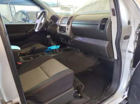 NISSAN Frontier 2.5 16V 4X4 SV ATTACK TURBO DIESEL CABINE DUPLA, Foto 15