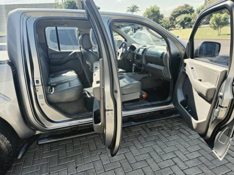 NISSAN Frontier 2.5 XE TURBO DIESEL CABINE DUPLA, Foto 8
