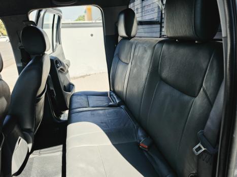 NISSAN Frontier 2.5 XE TURBO DIESEL CABINE DUPLA, Foto 13