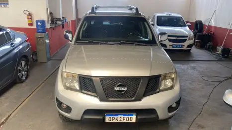 NISSAN Frontier 2.5 SL 4X4 TURBO DIESEL CABINE DUPLA AUTOM�TICO, Foto 1