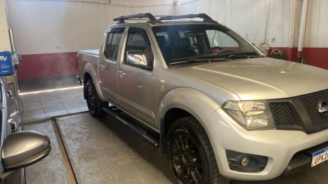 NISSAN Frontier 2.5 SL 4X4 TURBO DIESEL CABINE DUPLA AUTOM�TICO, Foto 3