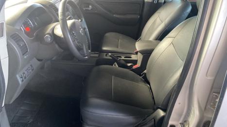 NISSAN Frontier 2.5 SL 4X4 TURBO DIESEL CABINE DUPLA AUTOM�TICO, Foto 8