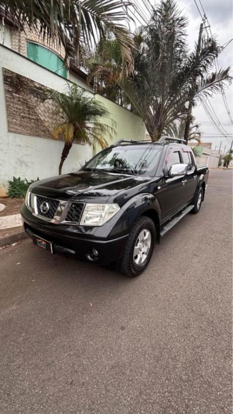 NISSAN Frontier 2.5 4X4 LE CABINE DUPLA TURBO DIESEL AUTOM�TICO, Foto 2