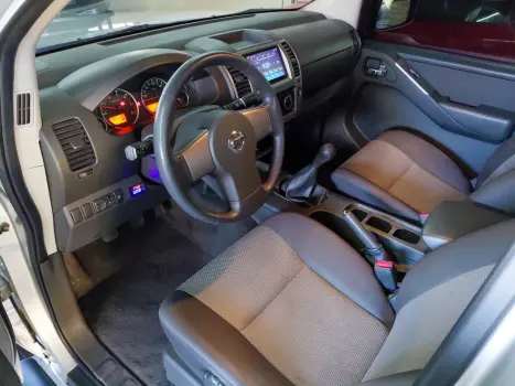 NISSAN Frontier 2.5 16V SV ATTACK TURBO DIESEL CABINE DUPLA, Foto 13