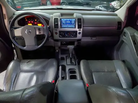 NISSAN Frontier 2.5 SEL 4X4 TURBO DIESEL CABINE DUPLA AUTOMÁTICO, Foto 14