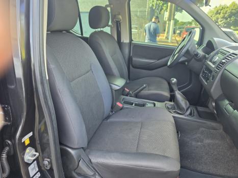 NISSAN Frontier 2.5 SE TURBO DIESEL CABINE DUPLA, Foto 18