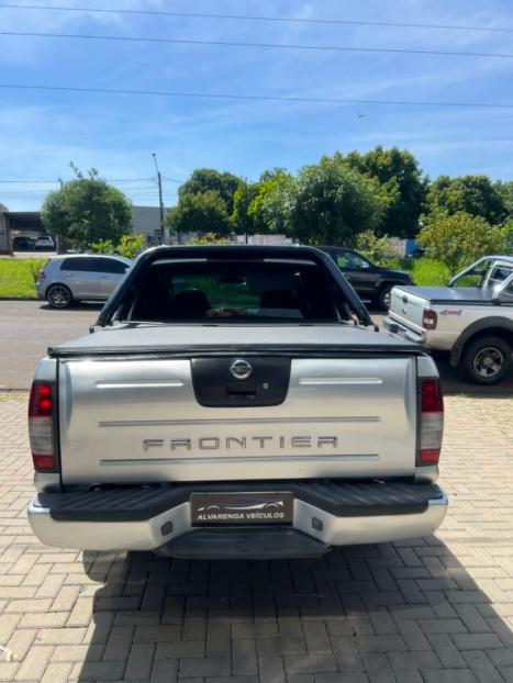NISSAN Frontier 2.8 SE 4X4 TURBO DIESEL CABINE DUPLA, Foto 3