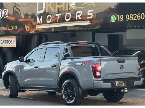 NISSAN Frontier , Foto 12