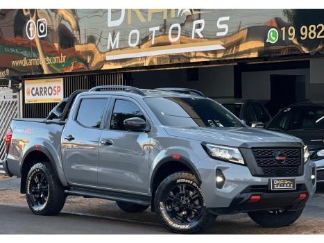 NISSAN Frontier , Foto 1