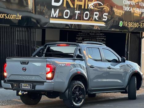 NISSAN Frontier , Foto 14