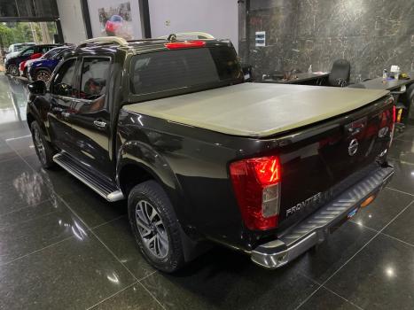 NISSAN Frontier , Foto 9