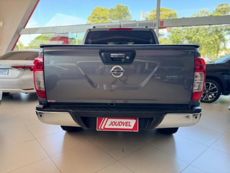 NISSAN Frontier , Foto 5