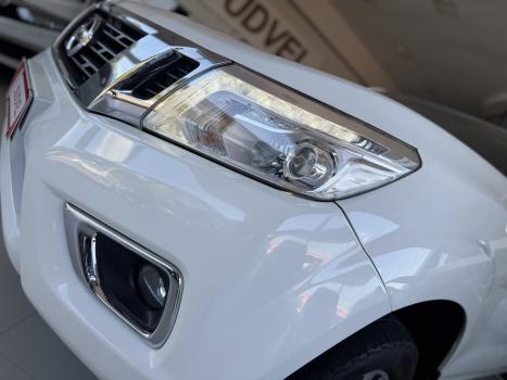 NISSAN Frontier , Foto 3