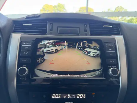 NISSAN Frontier , Foto 16