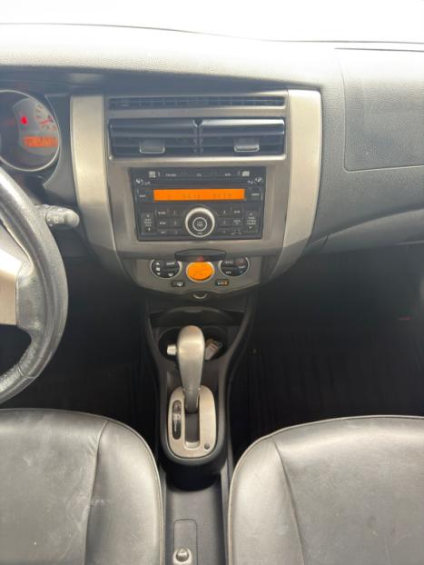 NISSAN Grand Livina 1.8 16V 4P SL FLEX AUTOM�TICO, Foto 8