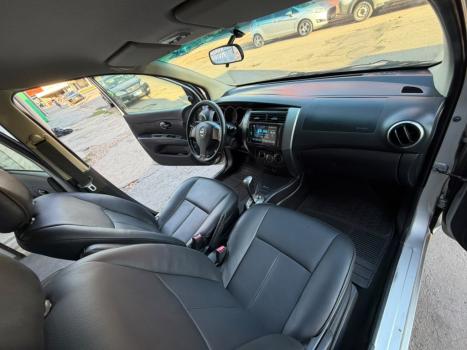 NISSAN Grand Livina 1.8 16V 4P SL FLEX AUTOM�TICO, Foto 13
