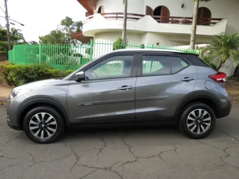 NISSAN Kicks 1.6 16V 4P FLEXSTART S X-TRONIC AUTOMÁTICO CVT, Foto 7 NISSAN Kicks 1.6 16V 4P FLEXSTART S X-TRONIC AUTOMÁTICO CVT, Foto 7