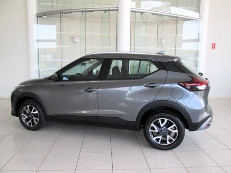 NISSAN Kicks 1.6 16V 4P FLEXSTART SENSE XTRONIC AUTOMÁTICO CVT, Foto 4 NISSAN Kicks 1.6 16V 4P FLEXSTART SENSE XTRONIC AUTOMÁTICO CVT, Foto 4