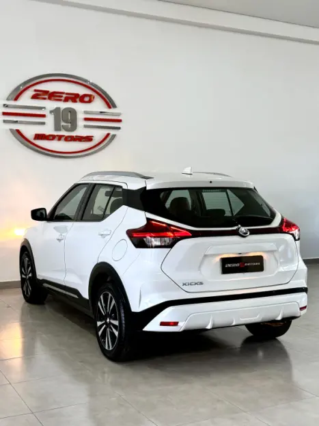 NISSAN Kicks 1.6 16V 4P FLEXSTART ADVANCE XTRONIC AUTOMÁTICO CVT, Foto 5 NISSAN Kicks 1.6 16V 4P FLEXSTART ADVANCE XTRONIC AUTOMÁTICO CVT, Foto 5