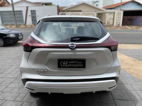 NISSAN Kicks 1.6 16V 4P FLEXSTART EXCLUSIVE XTRONIC AUTOM�TICO CVT, Foto 5