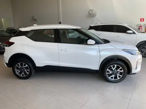 NISSAN Kicks 1.6 16V 4P FLEXSTART SENSE XTRONIC AUTOMÁTICO CVT, Foto 8 NISSAN Kicks 1.6 16V 4P FLEXSTART SENSE XTRONIC AUTOMÁTICO CVT, Foto 8