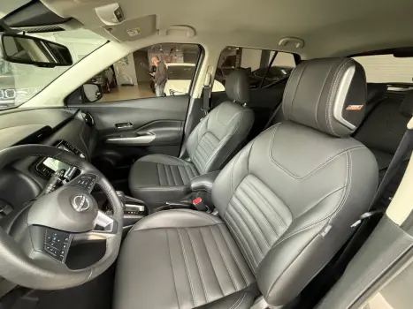 NISSAN Kicks 1.6 16V 4P FLEXSTART EXCLUSIVE XTRONIC AUTOMTICO CVT, Foto 6