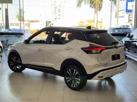 NISSAN Kicks 1.6 16V 4P FLEXSTART EXCLUSIVE XTRONIC AUTOMTICO CVT, Foto 4