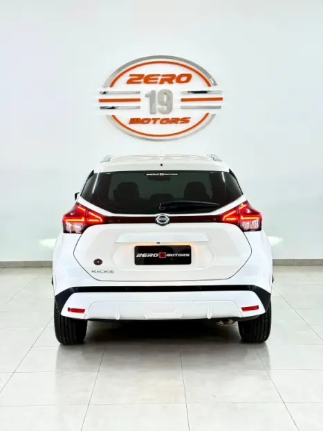 NISSAN Kicks 1.6 16V 4P FLEXSTART EXCLUSIVE XTRONIC AUTOMÁTICO CVT, Foto 8 NISSAN Kicks 1.6 16V 4P FLEXSTART EXCLUSIVE XTRONIC AUTOMÁTICO CVT, Foto 8