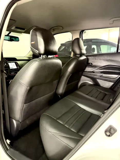 NISSAN Kicks 1.6 16V 4P FLEXSTART EXCLUSIVE XTRONIC AUTOMÁTICO CVT, Foto 20 NISSAN Kicks 1.6 16V 4P FLEXSTART EXCLUSIVE XTRONIC AUTOMÁTICO CVT, Foto 20