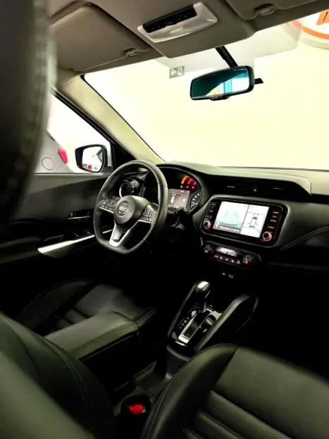NISSAN Kicks 1.6 16V 4P FLEXSTART EXCLUSIVE XTRONIC AUTOMÁTICO CVT, Foto 19 NISSAN Kicks 1.6 16V 4P FLEXSTART EXCLUSIVE XTRONIC AUTOMÁTICO CVT, Foto 19