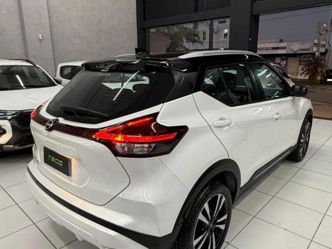 NISSAN Kicks 1.6 16V 4P FLEXSTART EXCLUSIVE XTRONIC AUTOMTICO CVT, Foto 3