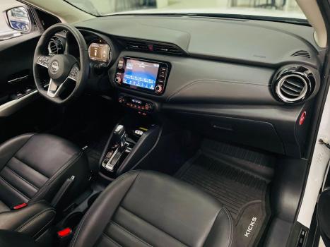 NISSAN Kicks 1.6 16V 4P FLEXSTART EXCLUSIVE XTRONIC AUTOMÁTICO CVT, Foto 10 NISSAN Kicks 1.6 16V 4P FLEXSTART EXCLUSIVE XTRONIC AUTOMÁTICO CVT, Foto 10