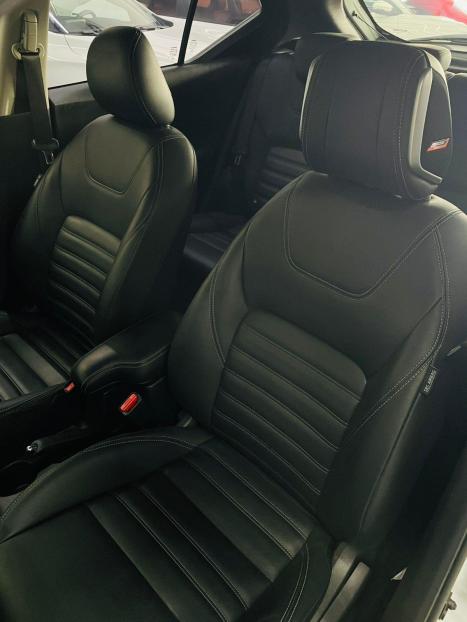 NISSAN Kicks 1.6 16V 4P FLEXSTART EXCLUSIVE XTRONIC AUTOMÁTICO CVT, Foto 15 NISSAN Kicks 1.6 16V 4P FLEXSTART EXCLUSIVE XTRONIC AUTOMÁTICO CVT, Foto 15