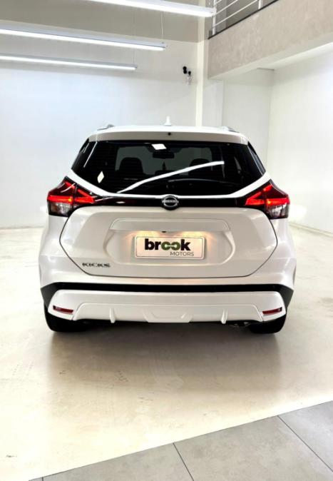 NISSAN Kicks 1.6 16V 4P FLEXSTART EXCLUSIVE XTRONIC AUTOMTICO CVT, Foto 5