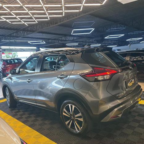 NISSAN Kicks 1.6 16V 4P FLEXSTART EXCLUSIVE XTRONIC AUTOMTICO CVT, Foto 4