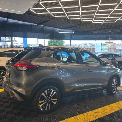 NISSAN Kicks 1.6 16V 4P FLEXSTART EXCLUSIVE XTRONIC AUTOM�TICO CVT, Foto 5
