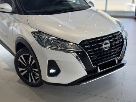 NISSAN Kicks 1.6 16V 4P FLEXSTART ADVANCE XTRONIC AUTOM�TICO CVT, Foto 3