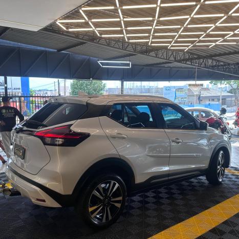 NISSAN Kicks 1.6 16V 4P FLEXSTART EXCLUSIVE XTRONIC AUTOM�TICO CVT, Foto 5