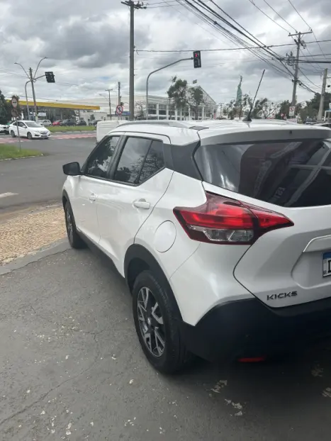 NISSAN Kicks 1.6 16V 4P FLEXSTART S X-TRONIC AUTOM�TICO CVT, Foto 5