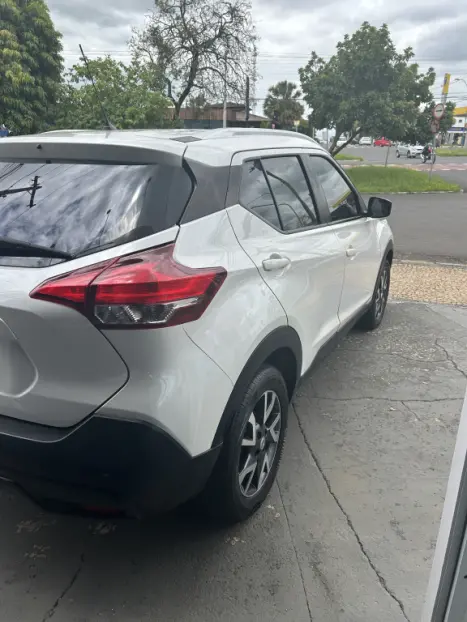 NISSAN Kicks 1.6 16V 4P FLEXSTART S X-TRONIC AUTOM�TICO CVT, Foto 6