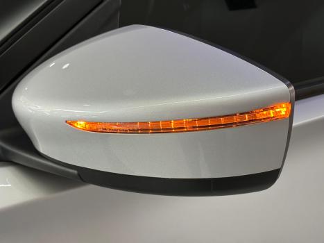 NISSAN Kicks 1.6 16V 4P FLEXSTART ADVANCE XTRONIC AUTOM�TICO CVT, Foto 5