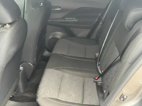 NISSAN Kicks 1.6 16V 4P FLEXSTART SENSE XTRONIC AUTOM�TICO CVT, Foto 10